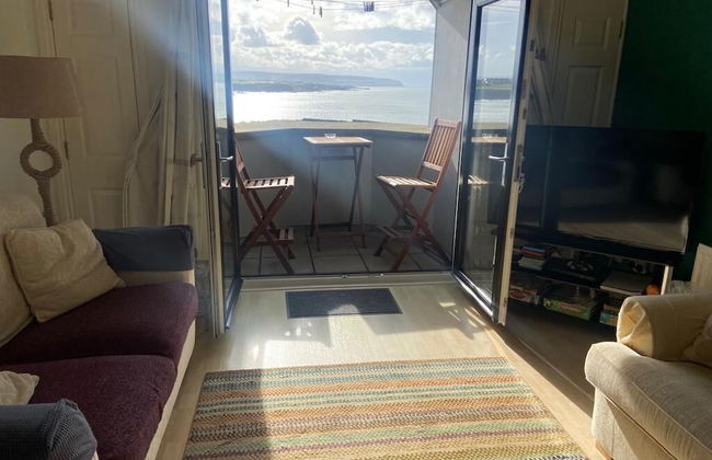 Portrush Penthouse Stunning Harbour & Atlantic Views - Photo 33