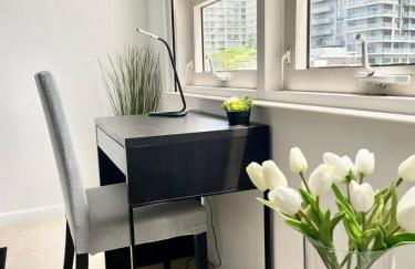 City Condo in Midtown Wynwood with pool and parking - Foto 11