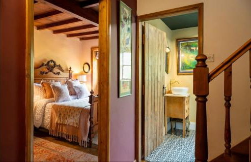 Historic, Hidden, Cosy, Log Burner, 10mins walk to Holmfirth - Foto 3