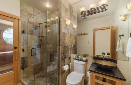 The Castle Rock Estate by Avantstay Steps From Arch Cape Beach w/ Hot Tub & Sauna - Foto 63