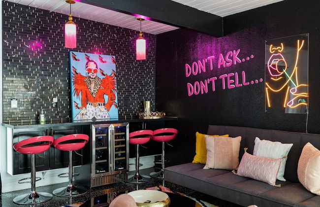 The Beverly - Photo 25