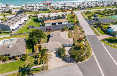 Melbourne Beach 4/3 Home steps to Beach w/Jacuzzi - Foto 12