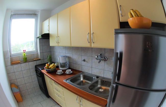 Bright and Breezy Apartment With Terrace and Sea View - Photo 7