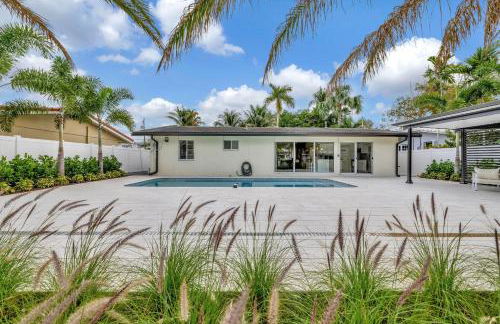 Waterfront Oasis w/ Enclosed Pool! - Foto 79