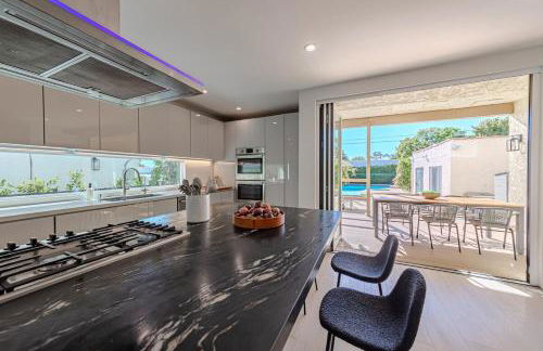 Modern 5 Bed with Guest House & Pool West Hollywood - Foto 19