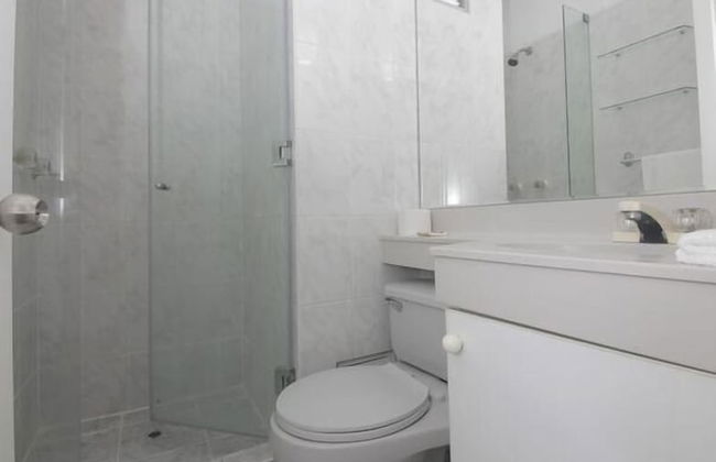 Great Location Walking Distance to Larcomar and Wong - Foto 18