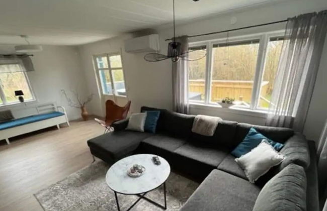 5 Star Holiday Home in Mollosund - Foto 11