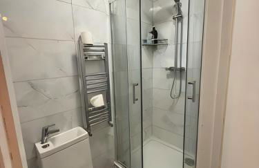 6 Bedrooms Entire House in King's Cross - Foto 24