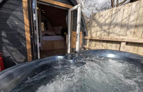 Ash Cabin with Hot Tub - Foto 23