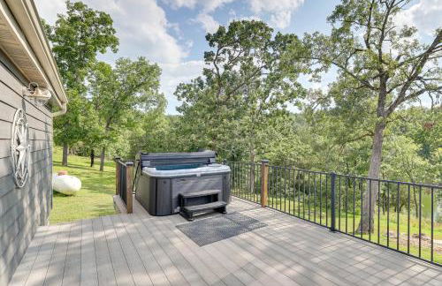 Outdoor Kitchen and Hot Tub Table Rock Lake House - Foto 24