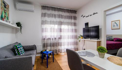 Flexible SelfCheckIns 110 - Zagreb - Private Parking - Loggia - Foto 2, heating