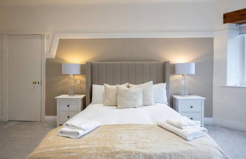 The GreyStoke Mansion With Private Grounds - Foto 30