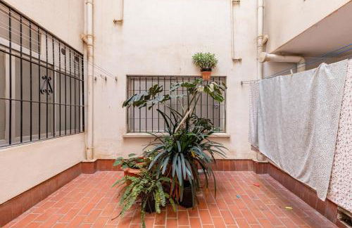 Amplio piso con 4 habitaciones para disfrutar de Málaga con parking gratuito - Photo 62