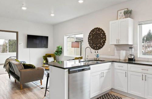 New 2 Bd 2 Bth Near Perry Dist and Downtown - Foto 18