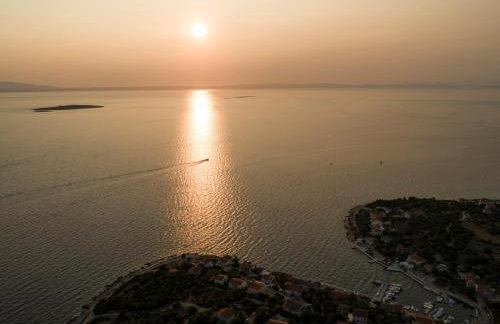 BRAND NEW Stone house MARCELA, 3 double bedrooms, pool - Foto 56