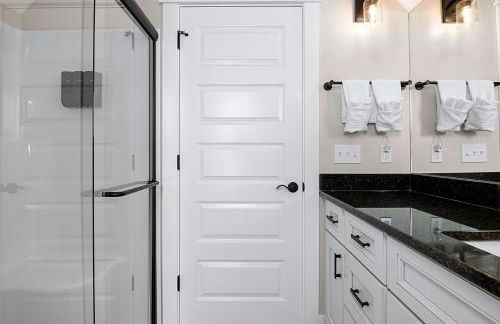 Coho Cottage, Village of Empire MI, Steps from SBD - Foto 28