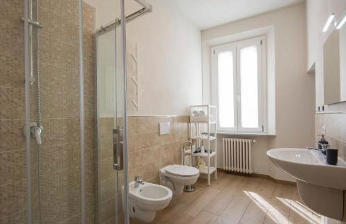 Regis Condo - Photo 30