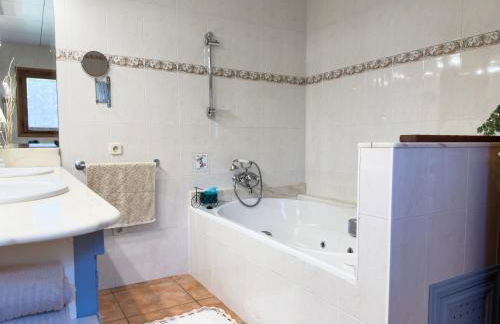 Apartaments Cel i Fusta - Photo 76