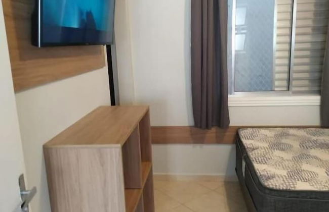 Kitnet com ar na praia das Astúrias - Foto 3