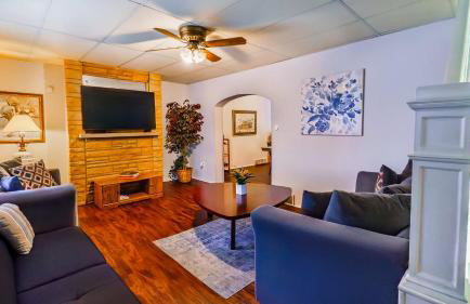 Massive 4 Bed House-Short Walk to Amazing View - Foto 1