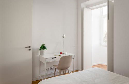 Calçada de Santo Amaro Apartments - Photo 76