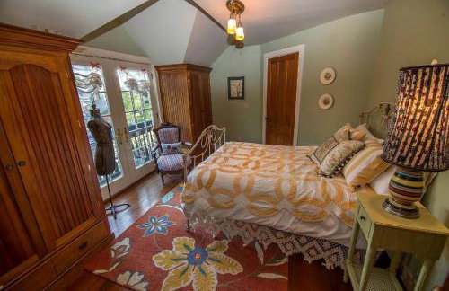 Gorgeous Historical Accommodation with Delicious Breakfast near Aurora, New York - Foto 5