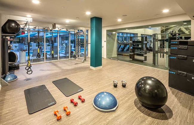 Resort Style Suites in Downtown LA - Foto 40