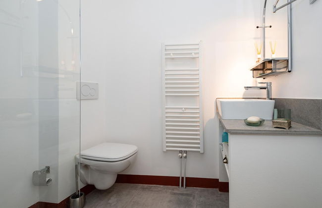 Cottage on the Lake in Lezzeno - Photo 17