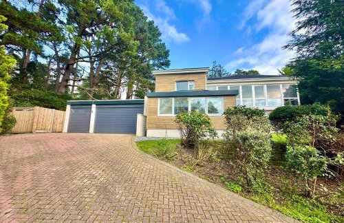 5 Bed House - Pool - Hot Tub - Sauna - Pool Table - Near New Forest and Beach - Sleeps 12 - Photo 68