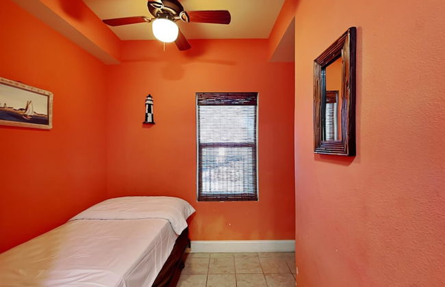 Laketown Wharf Resort by Southern Vacation Rentals - Foto 3