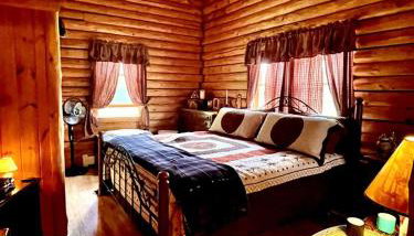 Romantic Nature Escape: Beautiful Log Cabin with Amazing Views and Hiking Trails Nearby in the White Mountains, New Hampshire - Foto 4