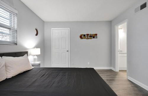 Groovy 1BD near Duke, Downtown, and DPAC - Foto 4