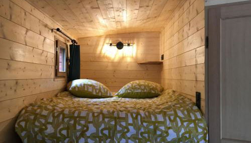 Évasion romantique en roulotte autonome avec confort moderne en pleine nature - FR-1-591-552 - Foto 4