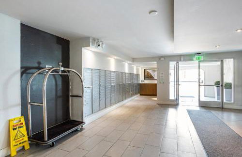 Charming 1-bedroom apartment in lovely SF with ensuite laundry - Foto 8