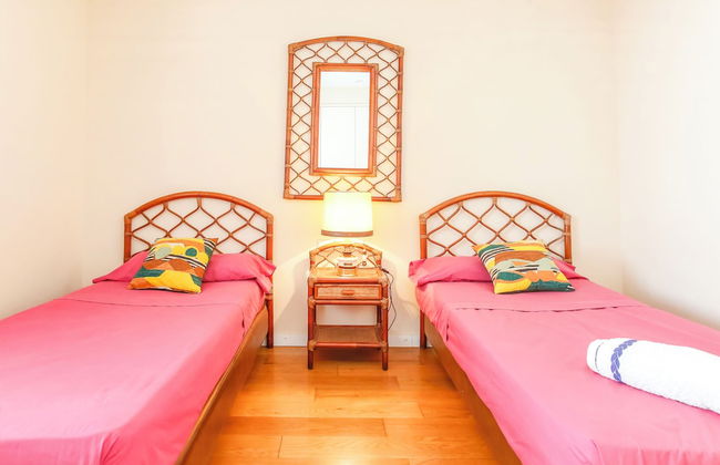 Just 10 Minutes From Sitges, House With Private Garden and Pool- - Foto 3