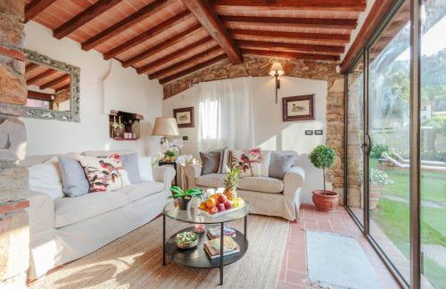 Villa Matilde, with Private Pool on the Lucca Hills - Foto 26