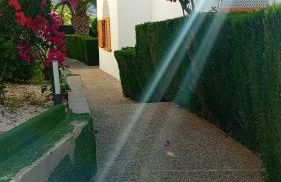 Studio with pool and sunrise view at 10 min beach walk - Foto 27