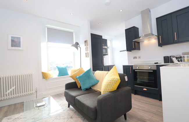 Dollar Apartments at 39 - Photo 1