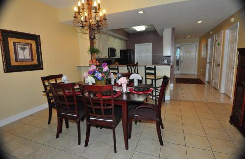 Beachfront Bliss Absolute Gulf Front 2 Bedroom Condo - book now for Spring 2026 - Foto 17