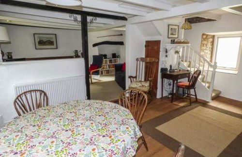 Court House - Photo 10