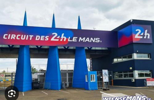 Maison à 800 m du circuit des 24H du Mans - Foto 10