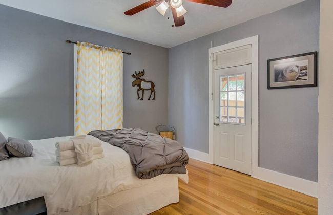 Downtown Practical & Pet-friendly Easy & Sensible - Photo 7