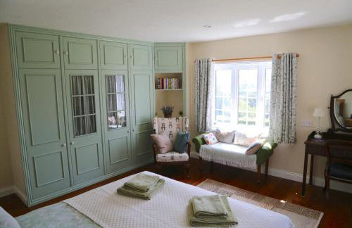 3-bedroom cottage set in a large enclosed garden - Foto 12