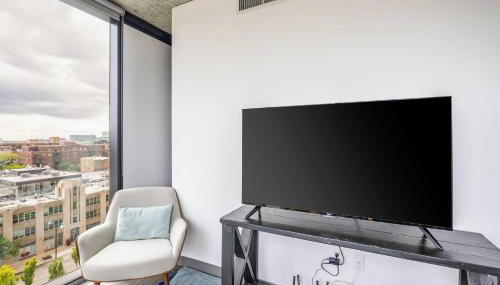 Freshly Minted 2BR - Elegance & Comfort in Central Chicago - Foto 4