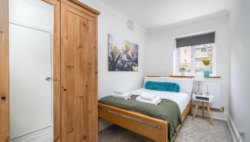 NEW! Cosy Flat - Wapping Station - Free Secure Parking - Foto 5, towels, wardrobe