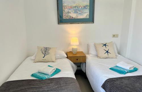 Ático dúplex 3 dormitorios con acceso directo al paseo marítimo de playa La Fossa - Foto 8