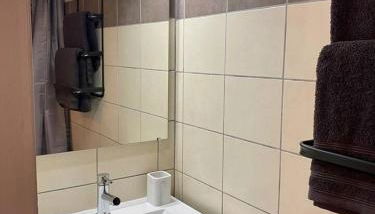 Accueillant petit T2 cœur de centre ville - Foto 2