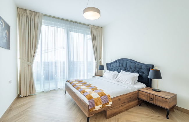 SuperHost - Chic Modern 1BR Apt Retreat with City View - Photo 3