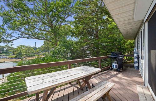 Lagoon Lodge: North Fork,Charming 3Br, Waterfront - Foto 10