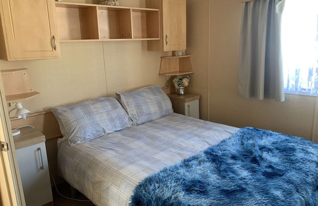 Lovely 2 Bed Chalet in Clacton-on-sea - Foto 4